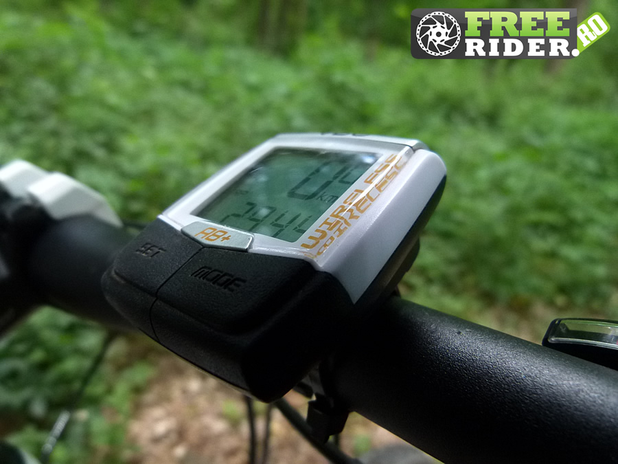 cu2roti prin valcea VDO A8+ Wireless